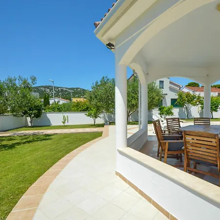 Aquanur.6 Apartment