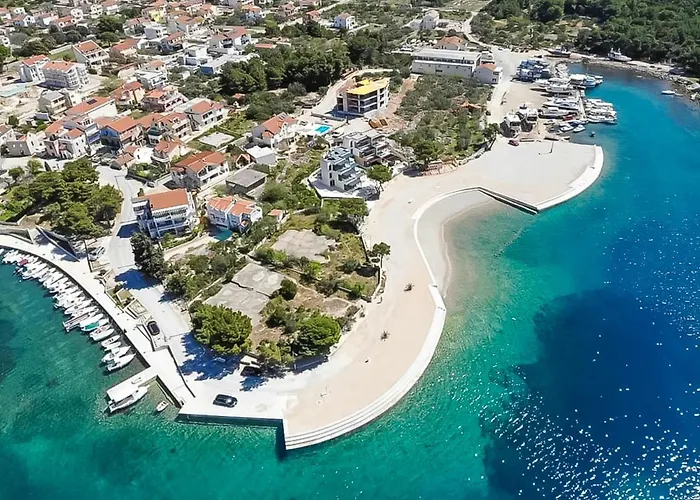 Aquanur-6 By Interhome Appartement