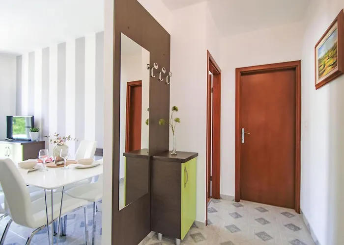 Aquanur-6 By Interhome Appartement