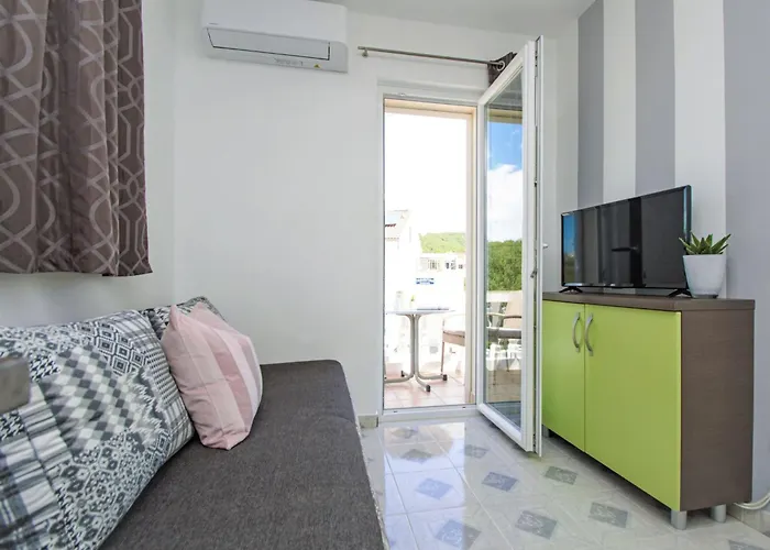 Aquanur-6 By Interhome Sovlje